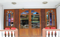 daddy-s-home-hotel-201x126